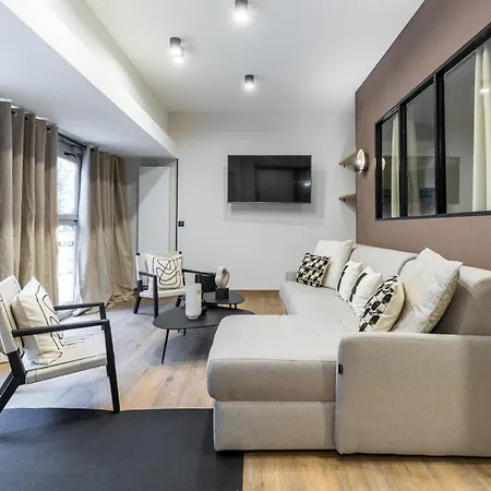 Design En Duplex 2br à Oberkampf * Parigi